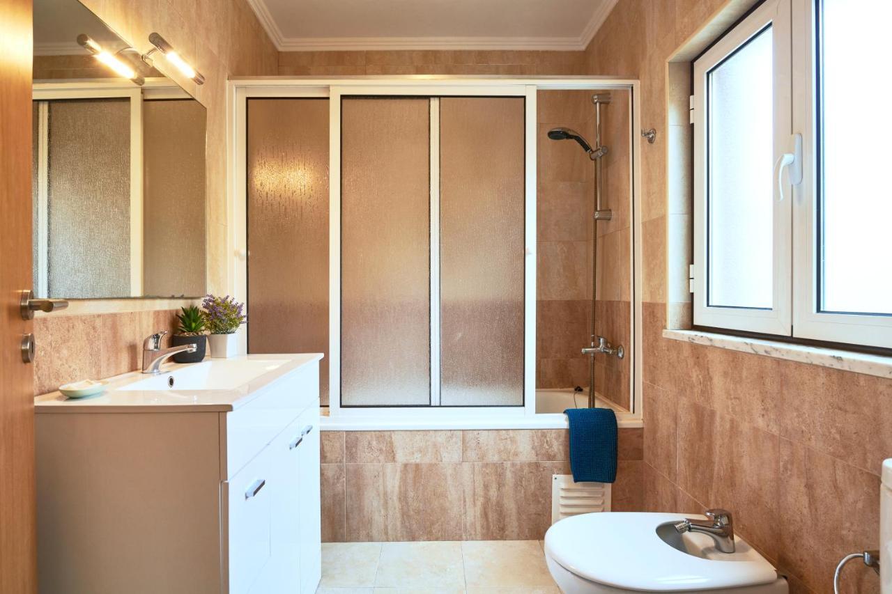 Spacious And Renovated Apartment With Amazing Patio, By Timecooler Lisboa Eksteriør billede