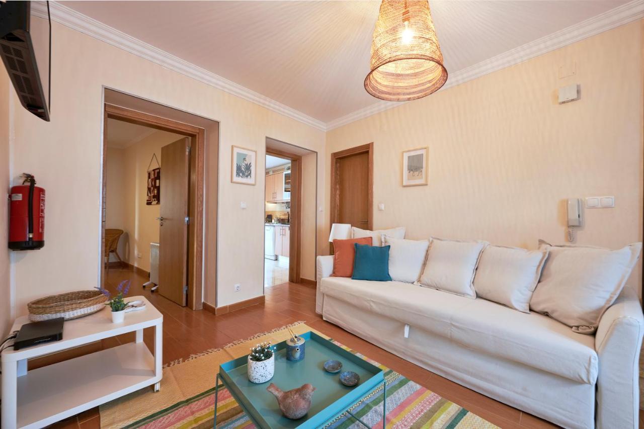 Spacious And Renovated Apartment With Amazing Patio, By Timecooler Lisboa Eksteriør billede