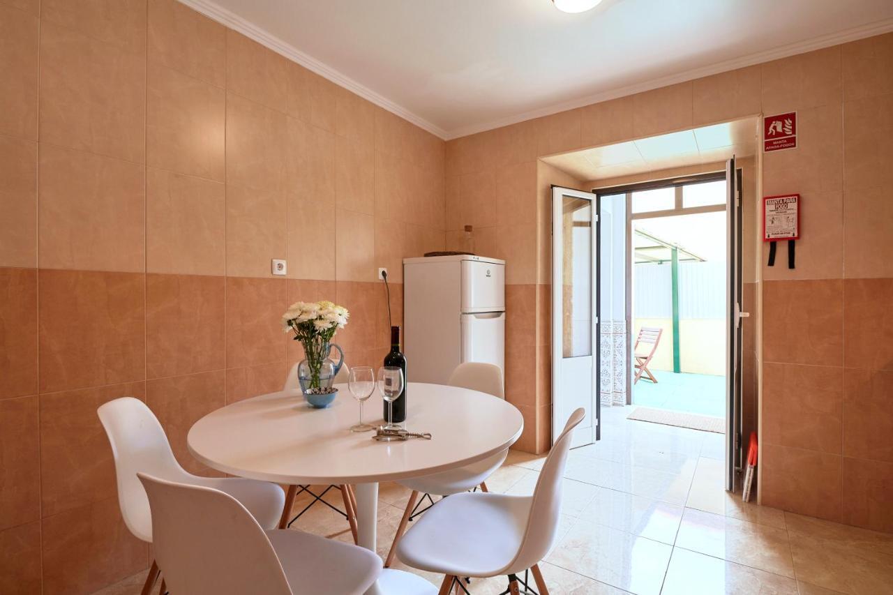 Spacious And Renovated Apartment With Amazing Patio, By Timecooler Lisboa Eksteriør billede