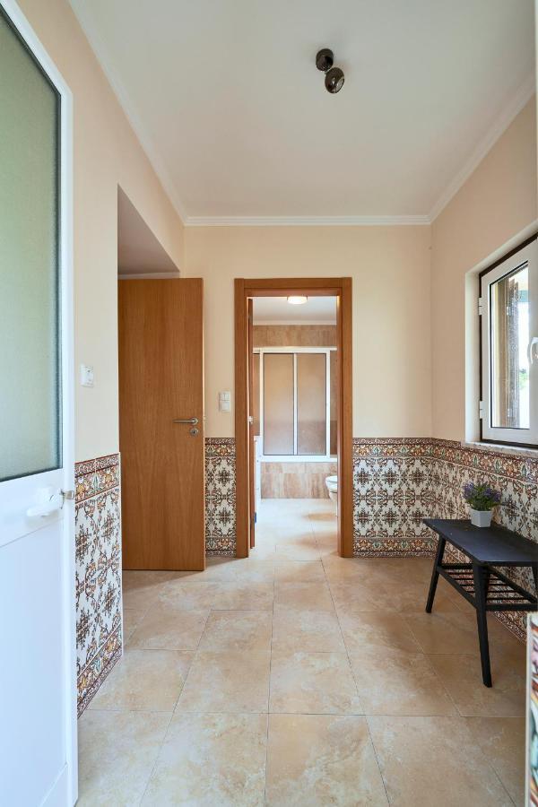 Spacious And Renovated Apartment With Amazing Patio, By Timecooler Lisboa Eksteriør billede