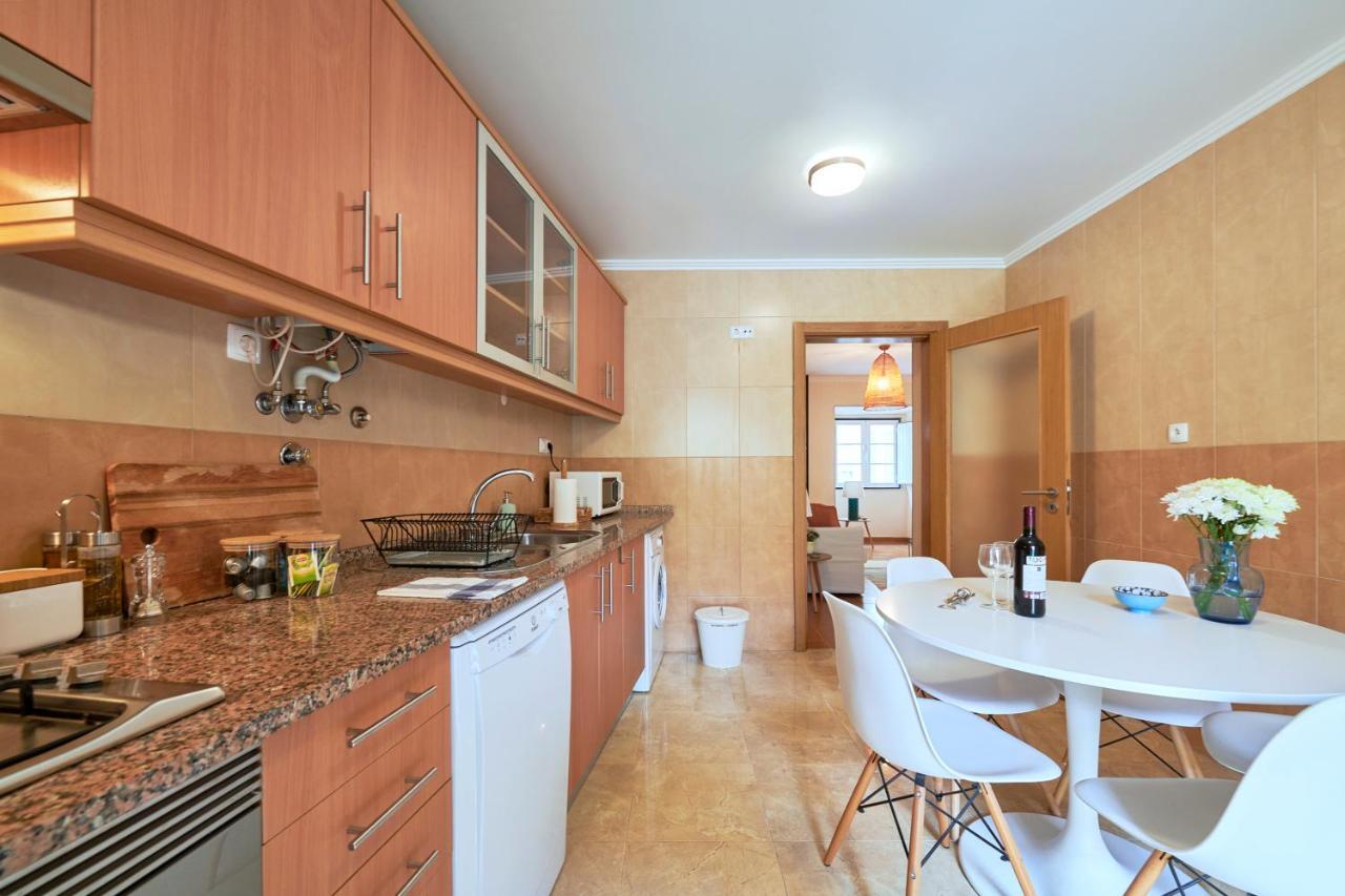 Spacious And Renovated Apartment With Amazing Patio, By Timecooler Lisboa Eksteriør billede