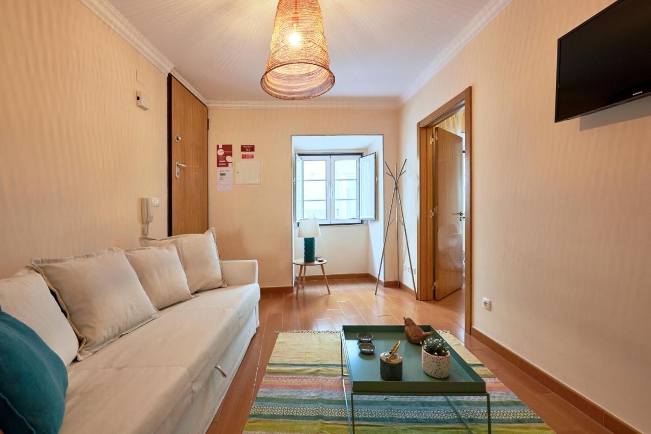 Spacious And Renovated Apartment With Amazing Patio, By Timecooler Lisboa Eksteriør billede