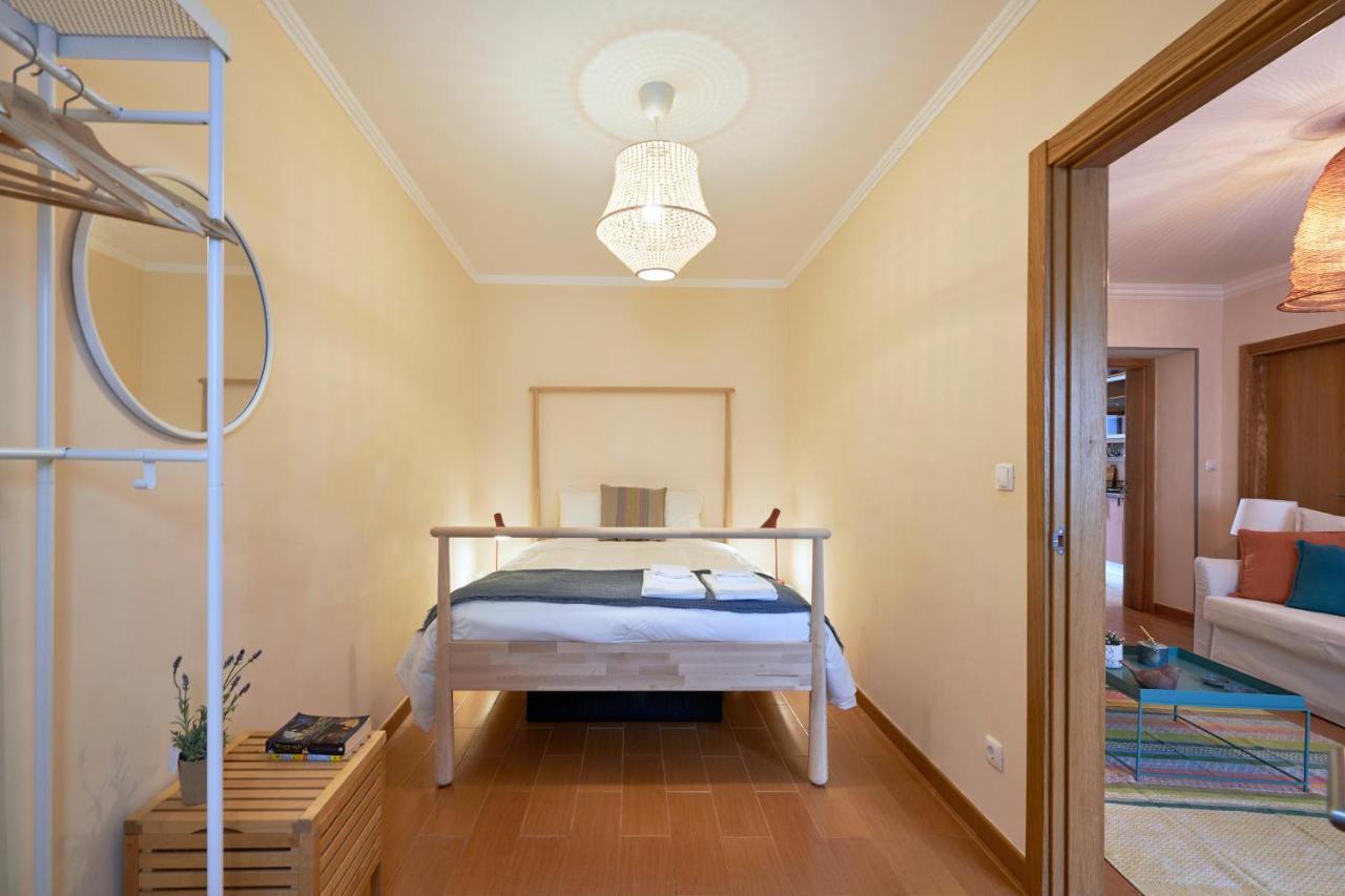 Spacious And Renovated Apartment With Amazing Patio, By Timecooler Lisboa Eksteriør billede