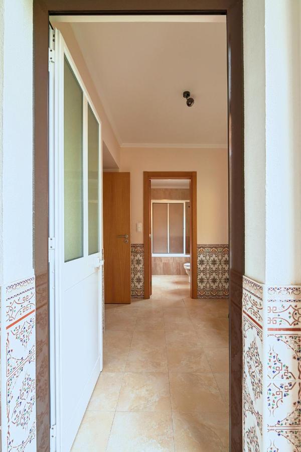 Spacious And Renovated Apartment With Amazing Patio, By Timecooler Lisboa Eksteriør billede