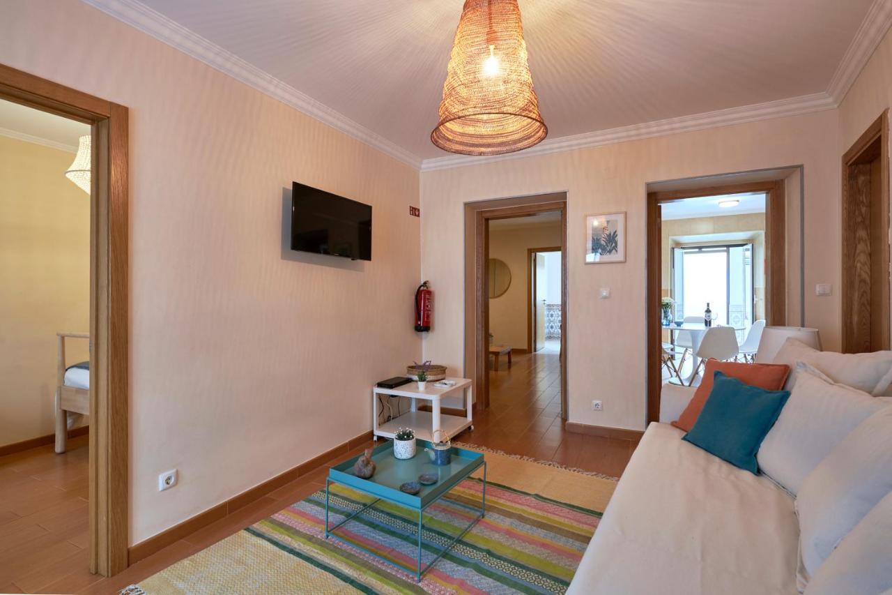 Spacious And Renovated Apartment With Amazing Patio, By Timecooler Lisboa Eksteriør billede